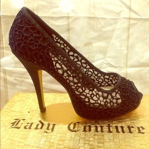 Brand new gorgeous, sexy black lace pump.
